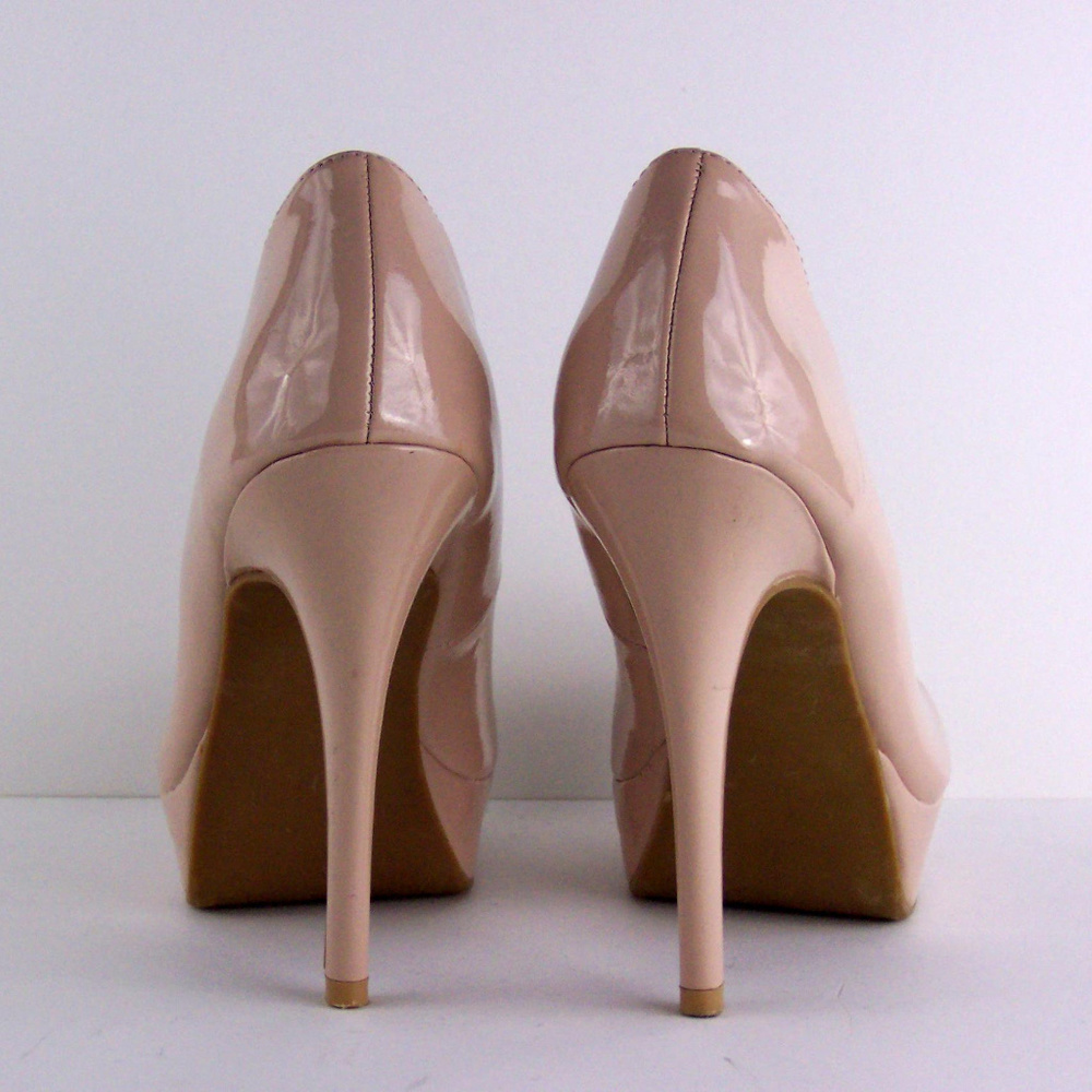 Lauren Conrad Nude Patent High Heel Shoes Size 7.5
